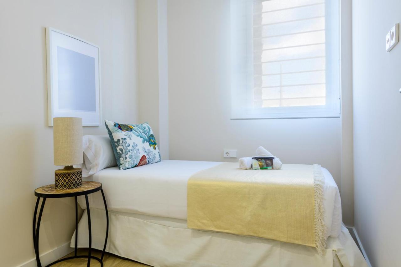 Md Reina Cabañal Apartamento Valencia